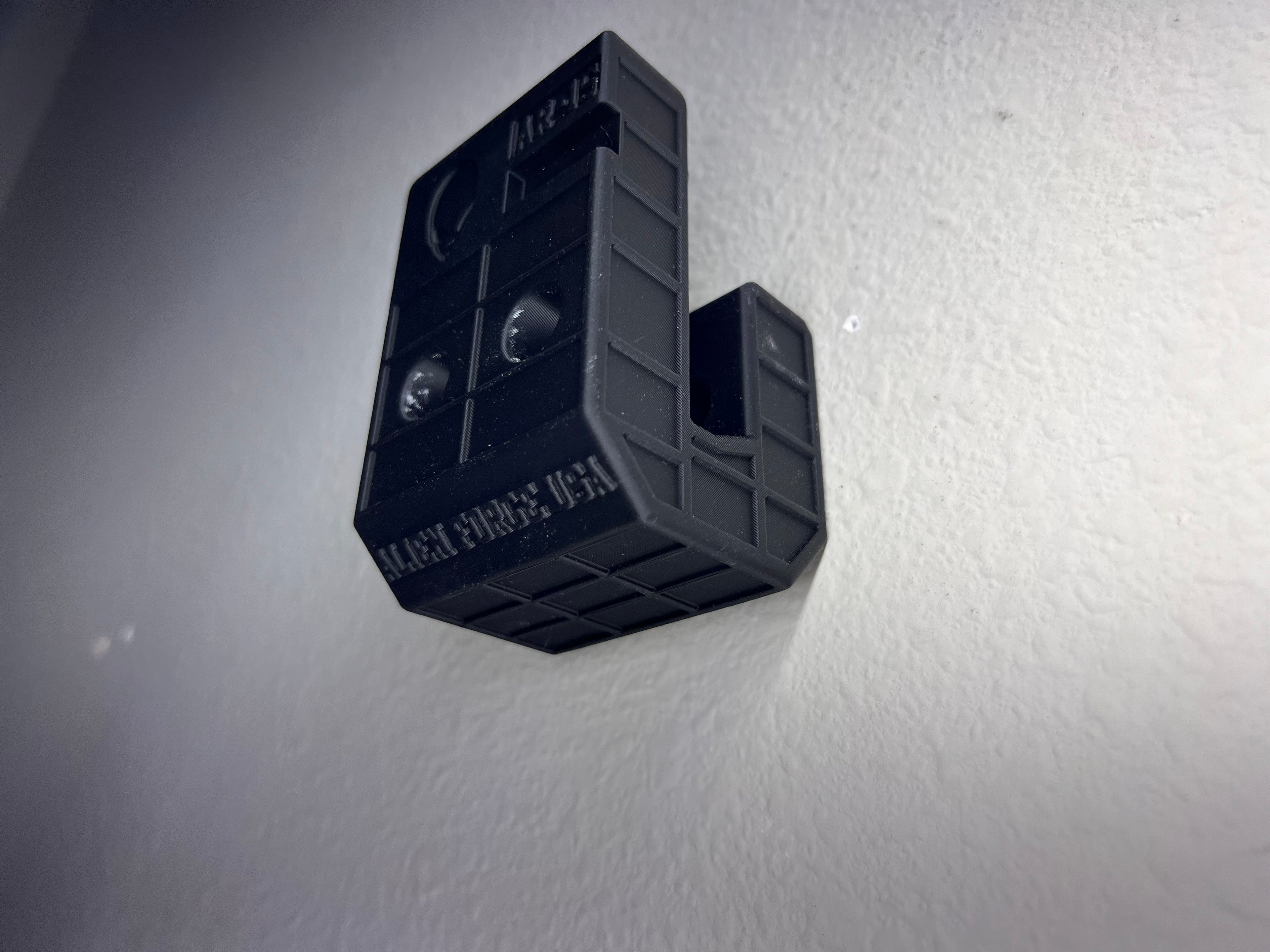 AR-15 Wall Mount (Left & Right Orientation), Horizontal and Vertical